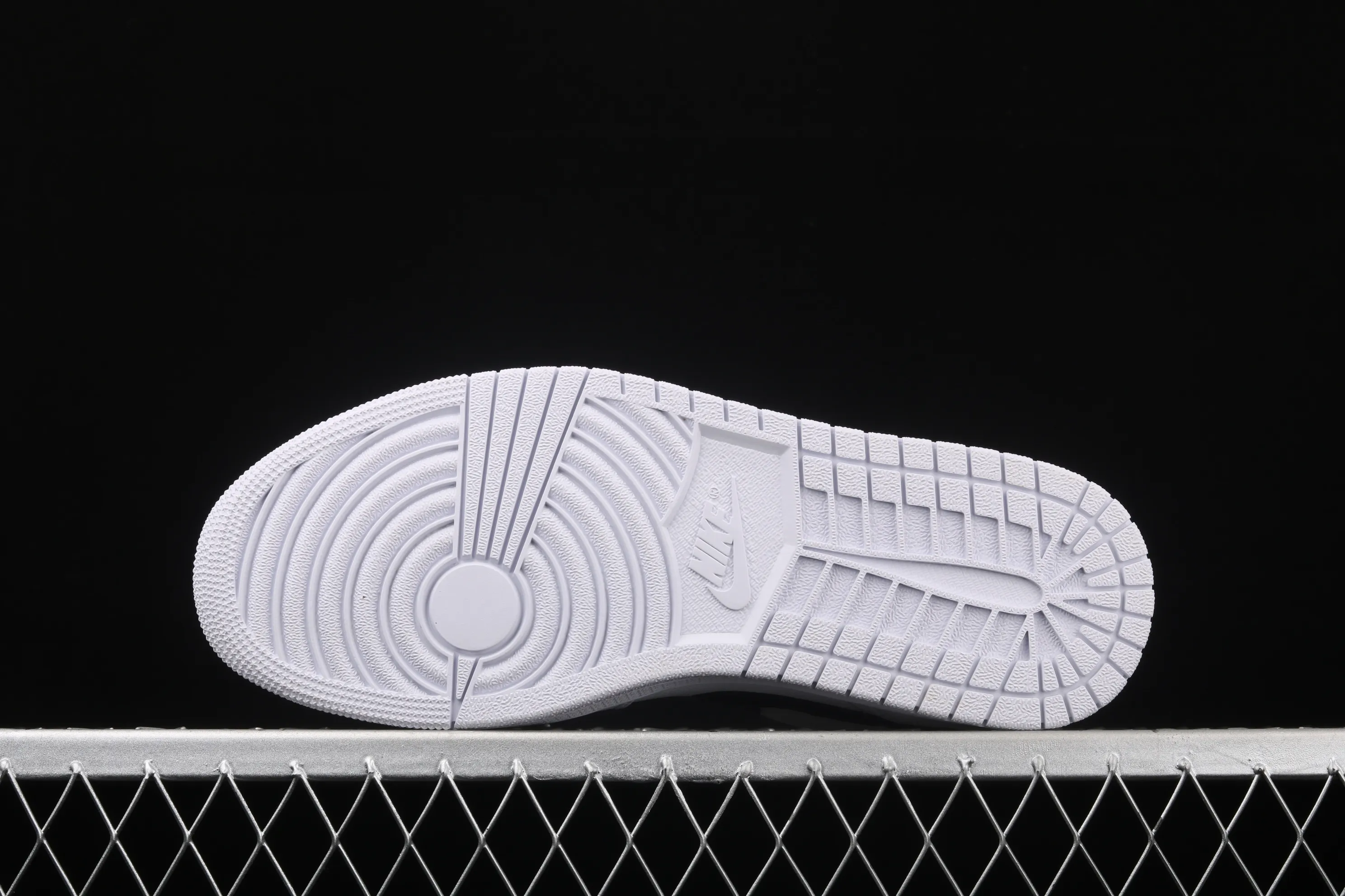 All categories Air Jordan Jordan series basketball shoes Air Jordan 1 Low Air Jordan 1 Low AJ1 Joe 1 low top Yin Yang first layer cultural leisure sports shoes 553560-103